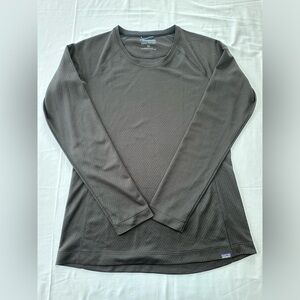 Patagonia Women’s Black Charcoal Midweight Long Sleeve Size M
